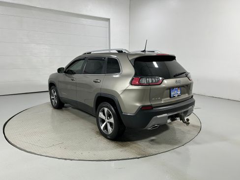 Used 2021 Jeep Cherokee Limited w/ Trailer Tow Group AWD/4WD image 24