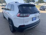 Used 2019 Jeep Cherokee Limited image 6