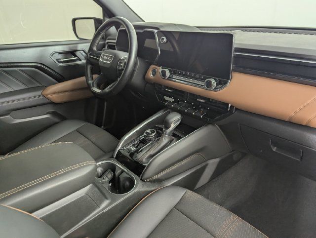 Used 2024 GMC Canyon AT4 AWD/4WD image 21