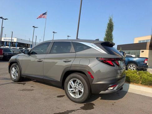 Certified 2026 Hyundai Tucson SE FWD image 5