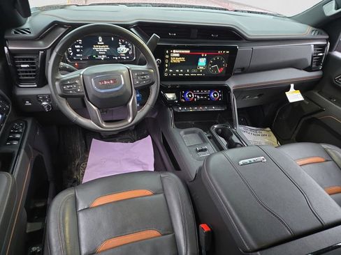 Used 2025 GMC Sierra 2500 AT4 w/ AT4 Premium Plus Package image 12