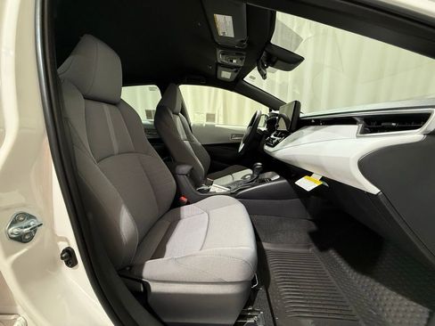 New 2026 Toyota Corolla SE FWD image 19