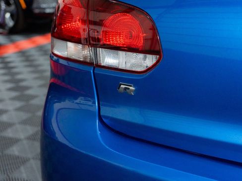 Used 2013 Volkswagen Golf R 4-Door AWD/4WD image 9
