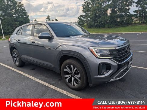 Used 2024 Volkswagen Atlas Cross Sport SE AWD/4WD image 1