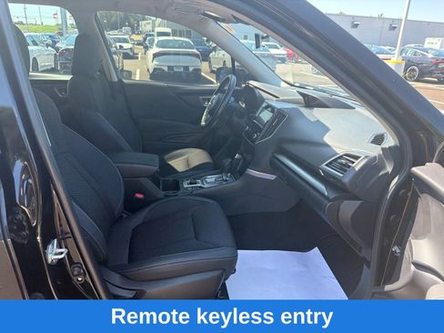 Used 2023 Subaru Forester Premium AWD/4WD image 22