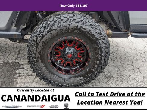 Used 2020 Jeep Gladiator Rubicon w/ Dual Top Group AWD/4WD image 14