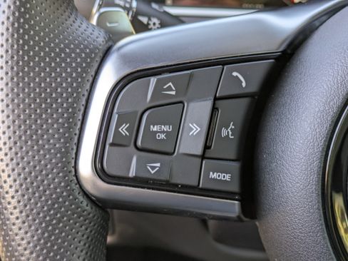 Used 2022 Jaguar F-TYPE R image 21