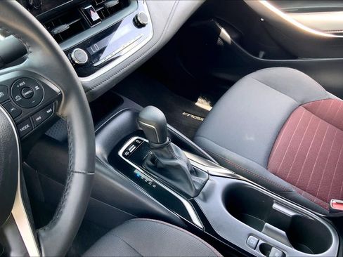 Certified 2025 Toyota Corolla SE FWD image 16