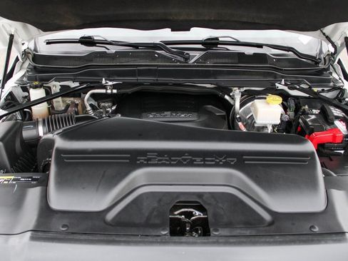 Used 2022 RAM 2500 Tradesman RWD image 11