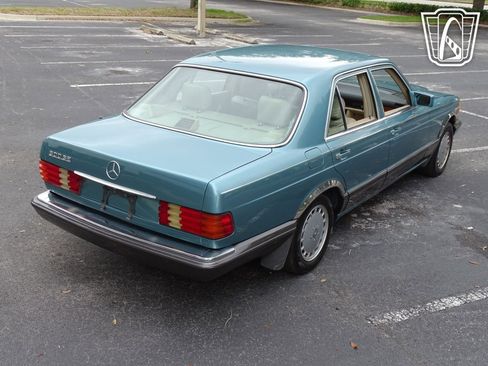 Used 1991 Mercedes-Benz 300 SE image 32
