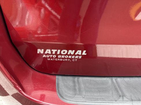 Used 2011 Toyota Sienna LE image 42