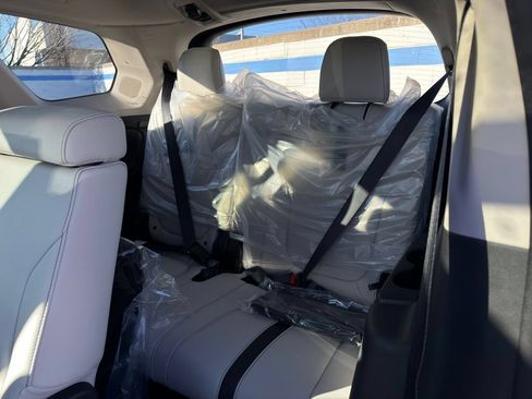 Used 2026 Honda Pilot Touring image 21