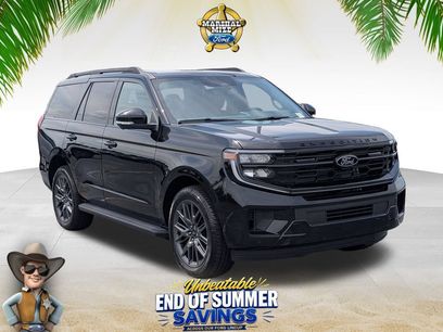 New 2026 Ford Expedition Platinum w/ Stealth Appearance Package