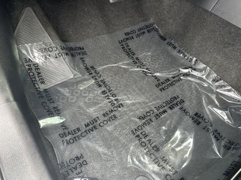 Used 2022 Toyota Corolla LE image 17