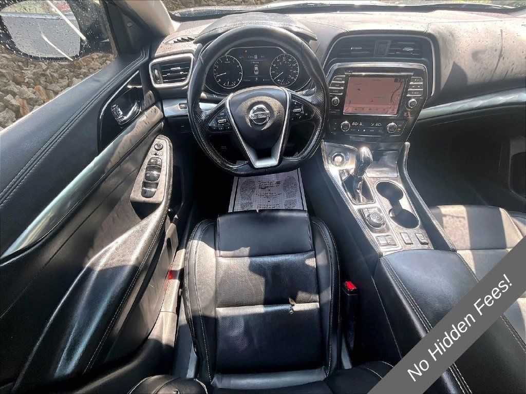 Used 2020 Nissan Maxima 3.5 SV w/ Floor Mat Group FWD image 3