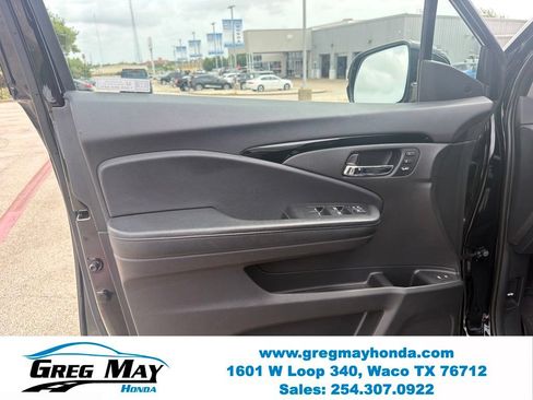 Used 2022 Honda Pilot Elite image 10