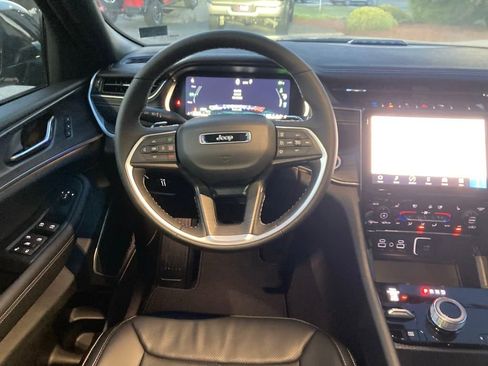 New 2024 Jeep Grand Cherokee Limited 4xe w/ Luxury Tech Group II image 22