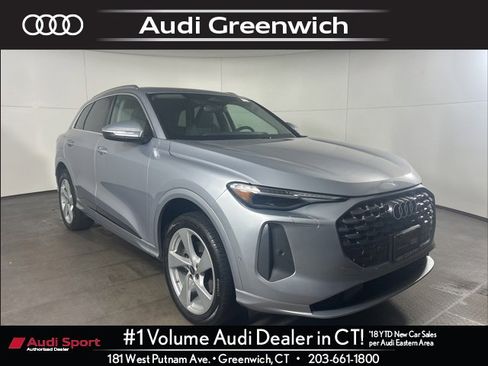 Used 2025 Audi Q5 Premium Plus w/ Premium Plus image 1