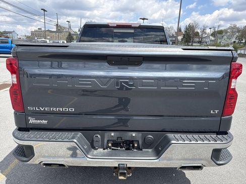 Used 2021 Chevrolet Silverado 1500 LT image 4