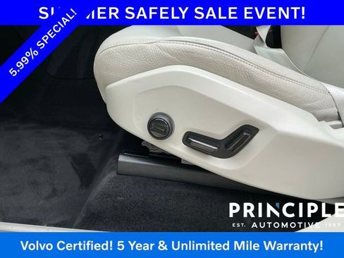 Certified 2023 Volvo XC90 B5 Core w/ Protection Package Premier AWD/4WD image 31