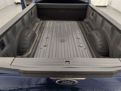Used 2022 Ford F350 XLT w/ XLT Premium Package image 32