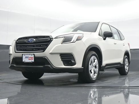 Used 2022 Subaru Forester image 17