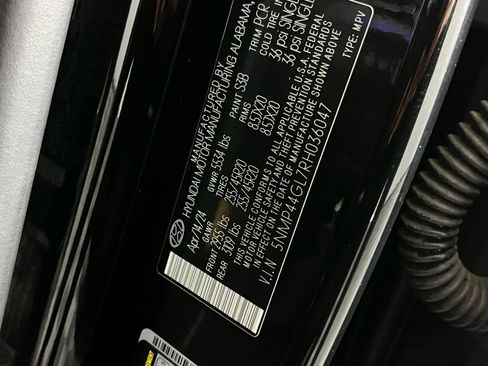 Used 2024 Hyundai Santa Fe Limited image 36