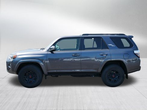 Certified 2023 Toyota 4Runner TRD Off-Road Premium w/ Off Road Premium Plus Package AWD/4WD image 4