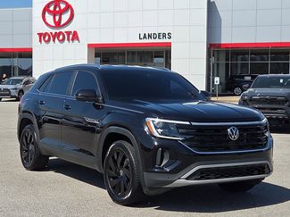 Used 2025 Volkswagen Atlas Cross Sport SE video 1