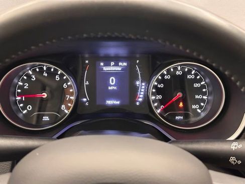 Used 2018 Jeep Compass Latitude AWD/4WD image 11