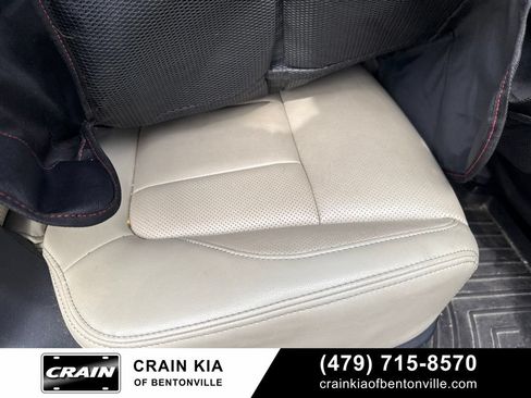 Used 2021 Subaru Ascent Limited w/ Technology Package AWD/4WD image 9