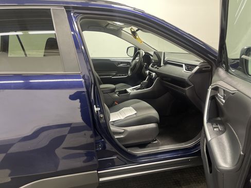 Used 2024 Toyota RAV4 XLE image 26