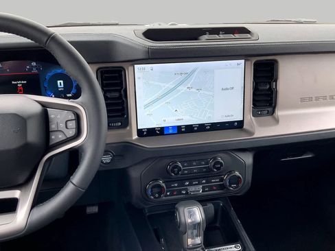 New 2026 Ford Bronco Outer Banks AWD/4WD image 6
