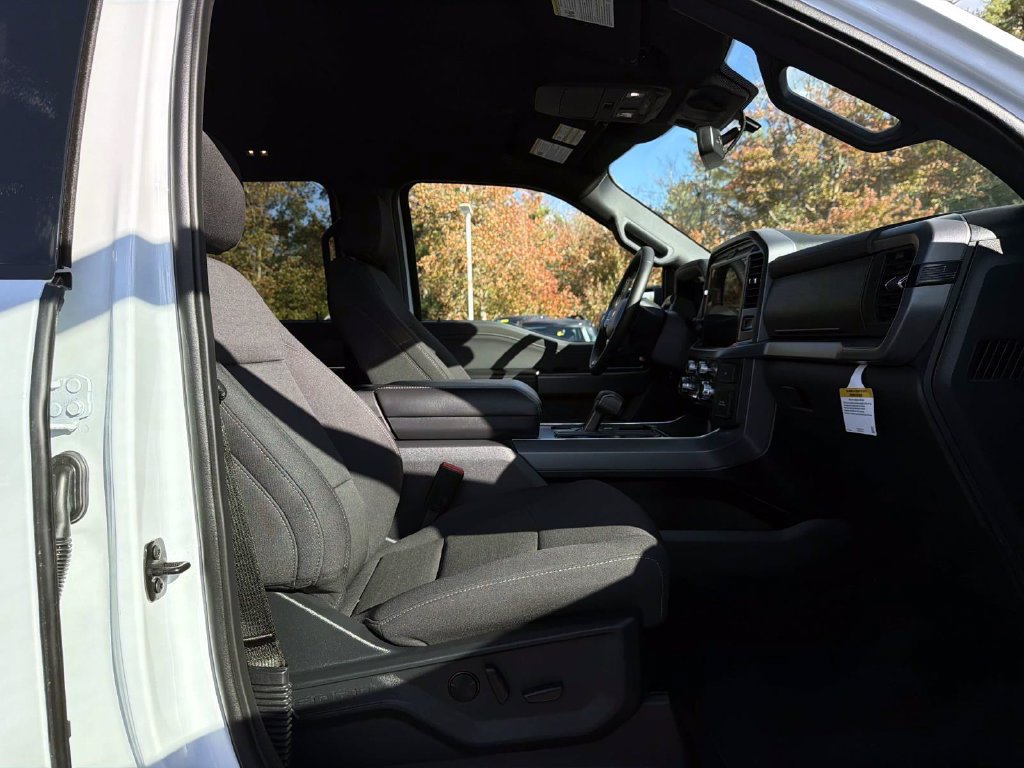 Used 2026 Ford F150 XLT w/ Equipment Group 302A MID AWD/4WD image 17