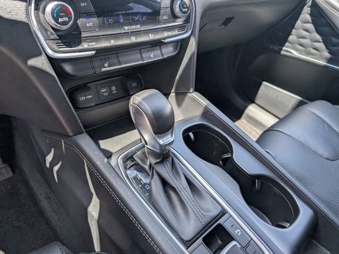 Used 2019 Hyundai Santa Fe Limited AWD/4WD image 20