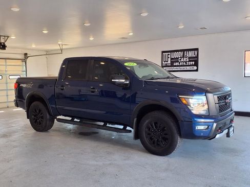 Used 2021 Nissan Titan PRO-4X w/ Pro-4x Convenience Package AWD/4WD image 20