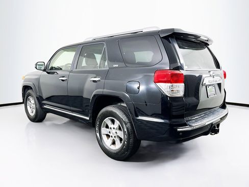 Used 2013 Toyota 4Runner SR5 w/ Convenience Pkg image 5