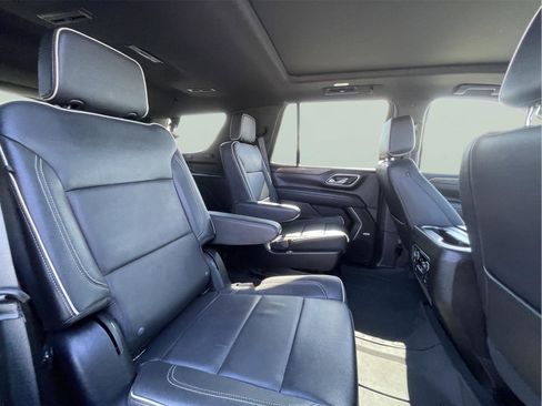 Used 2023 Chevrolet Tahoe Premier AWD/4WD image 21