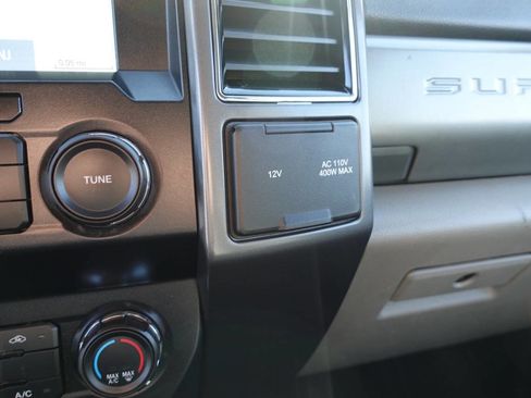 Used 2022 Ford F350 XLT w/ XLT Value Package image 44