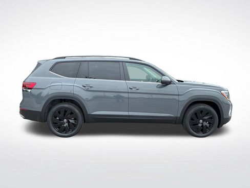 New 2026 Volkswagen Atlas SE AWD/4WD image 2