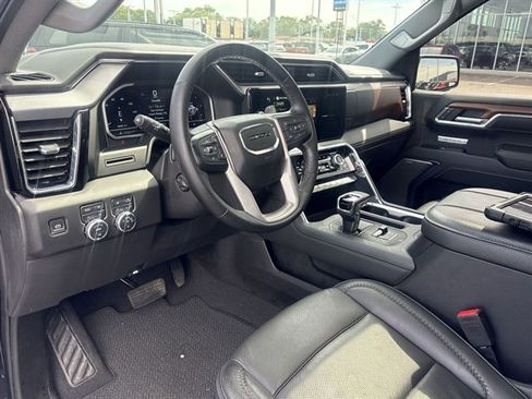 Used 2023 GMC Sierra 1500 Denali AWD/4WD image 10