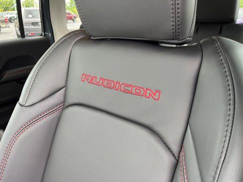 New 2026 Jeep Wrangler Unlimited Rubicon AWD/4WD image 30