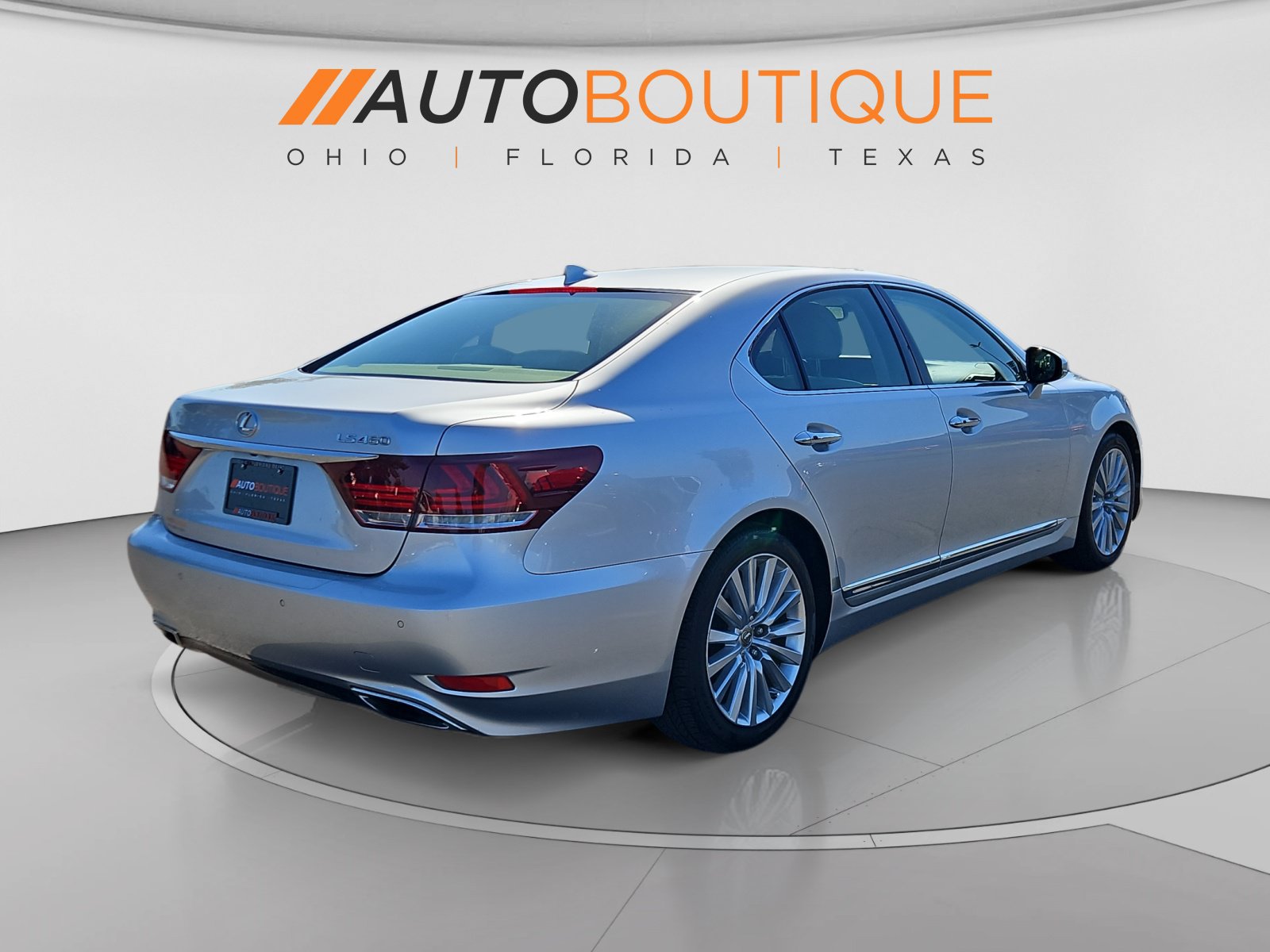 Used 2014 Lexus LS 460 w/ Comfort Package RWD image 6