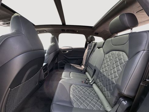 Used 2023 Audi SQ7 Prestige AWD/4WD image 22