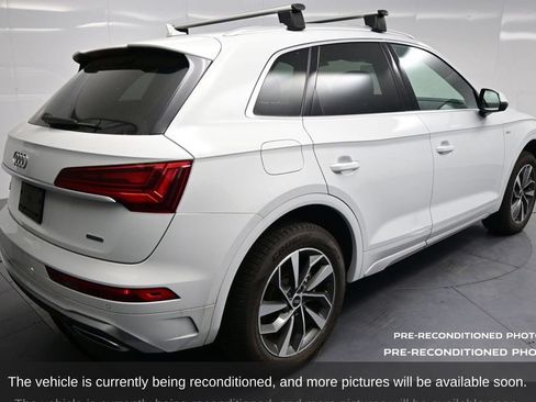 Used 2022 Audi Q5 2.0T Premium Plus w/ Premium Plus Package AWD/4WD image 3