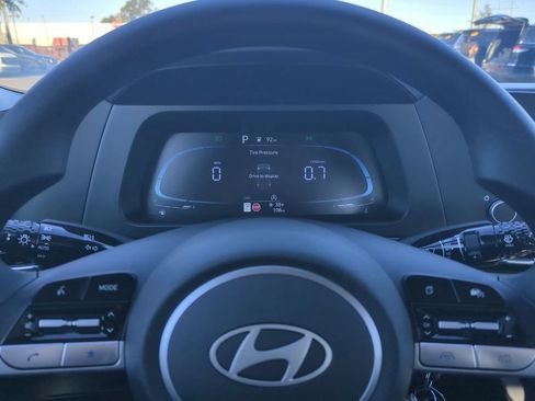 New 2026 Hyundai Elantra SE FWD image 28
