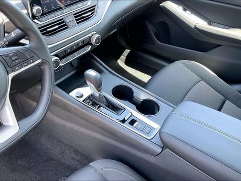 New 2026 Nissan Altima 2.5 SV AWD/4WD image 6