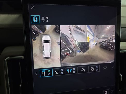 Used 2026 GMC Yukon XL Denali w/ Denali Reserve Package image 26