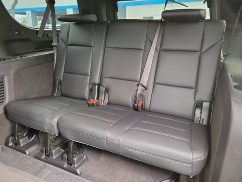 Used 2024 Cadillac Escalade ESV Luxury w/ LPO, Floor Liner Package image 9