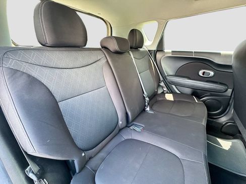 Used 2016 Kia Soul w/ Convenience Package FWD image 24